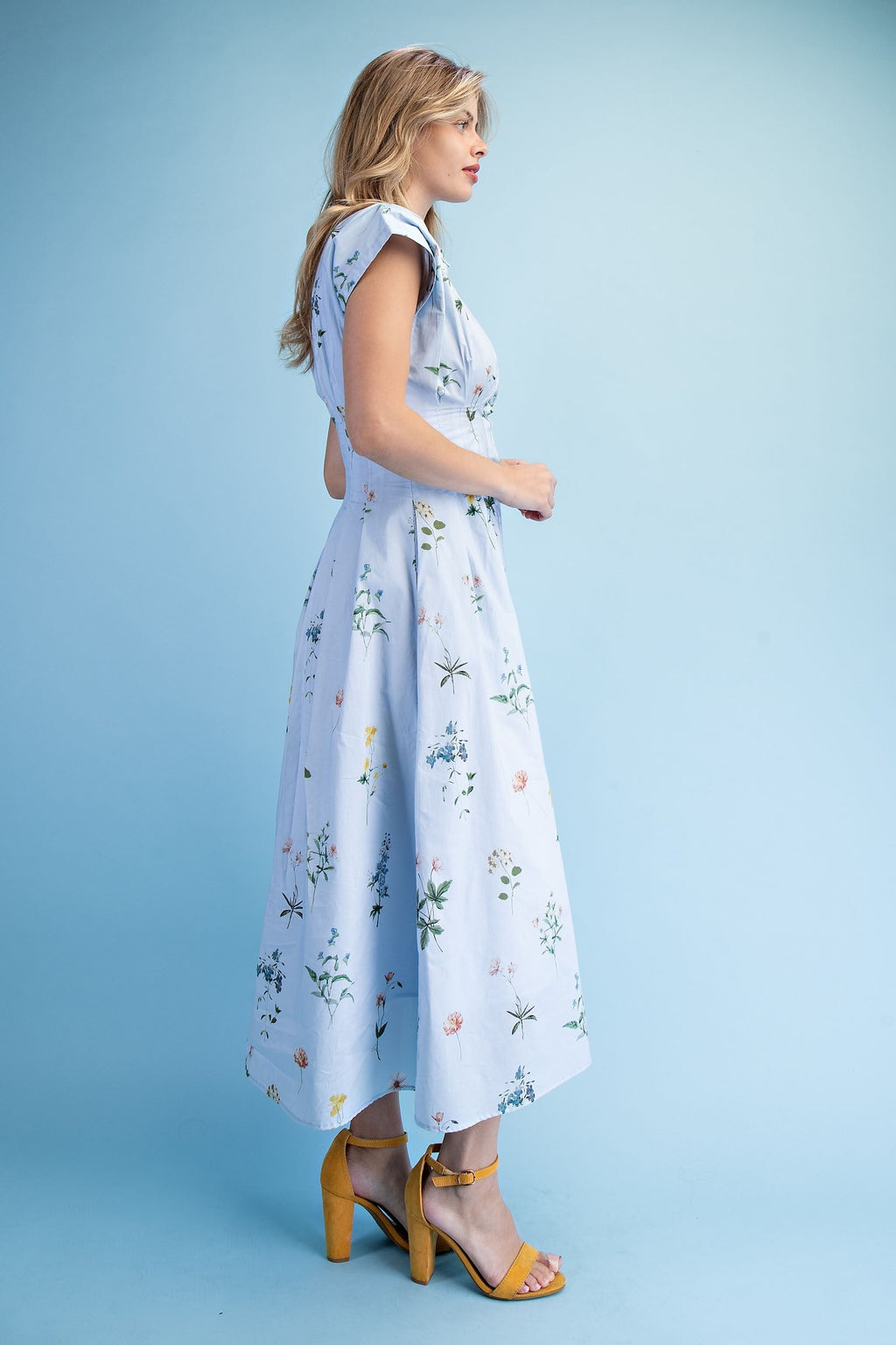 Shiloh Sleeveless Button Down Floral Print Midi Dress Blue