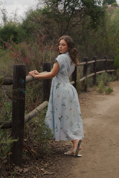 Shiloh Sleeveless Button Down Floral Print Midi Dress Blue