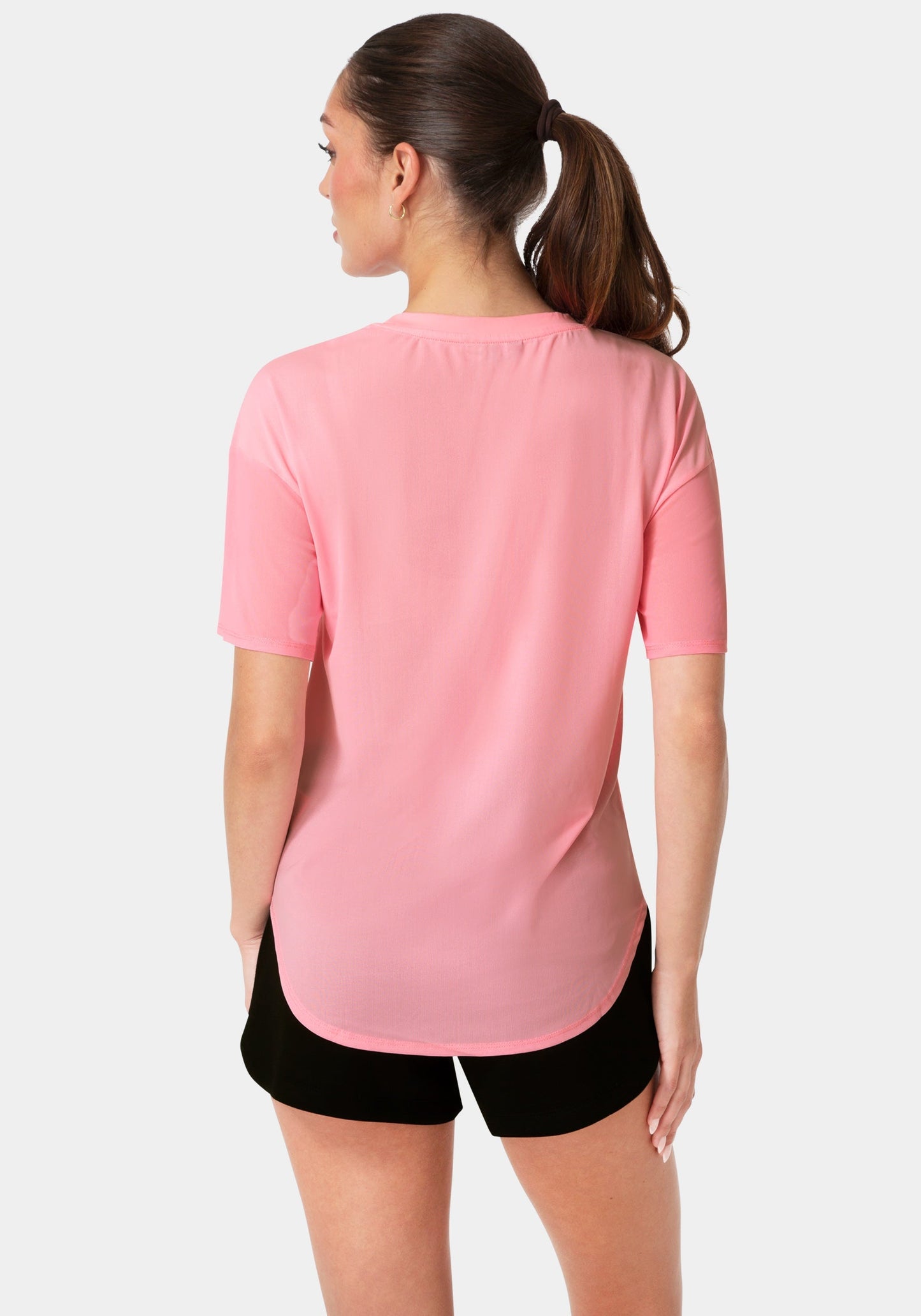 Curved Hem Tee W Puff Paint Logo