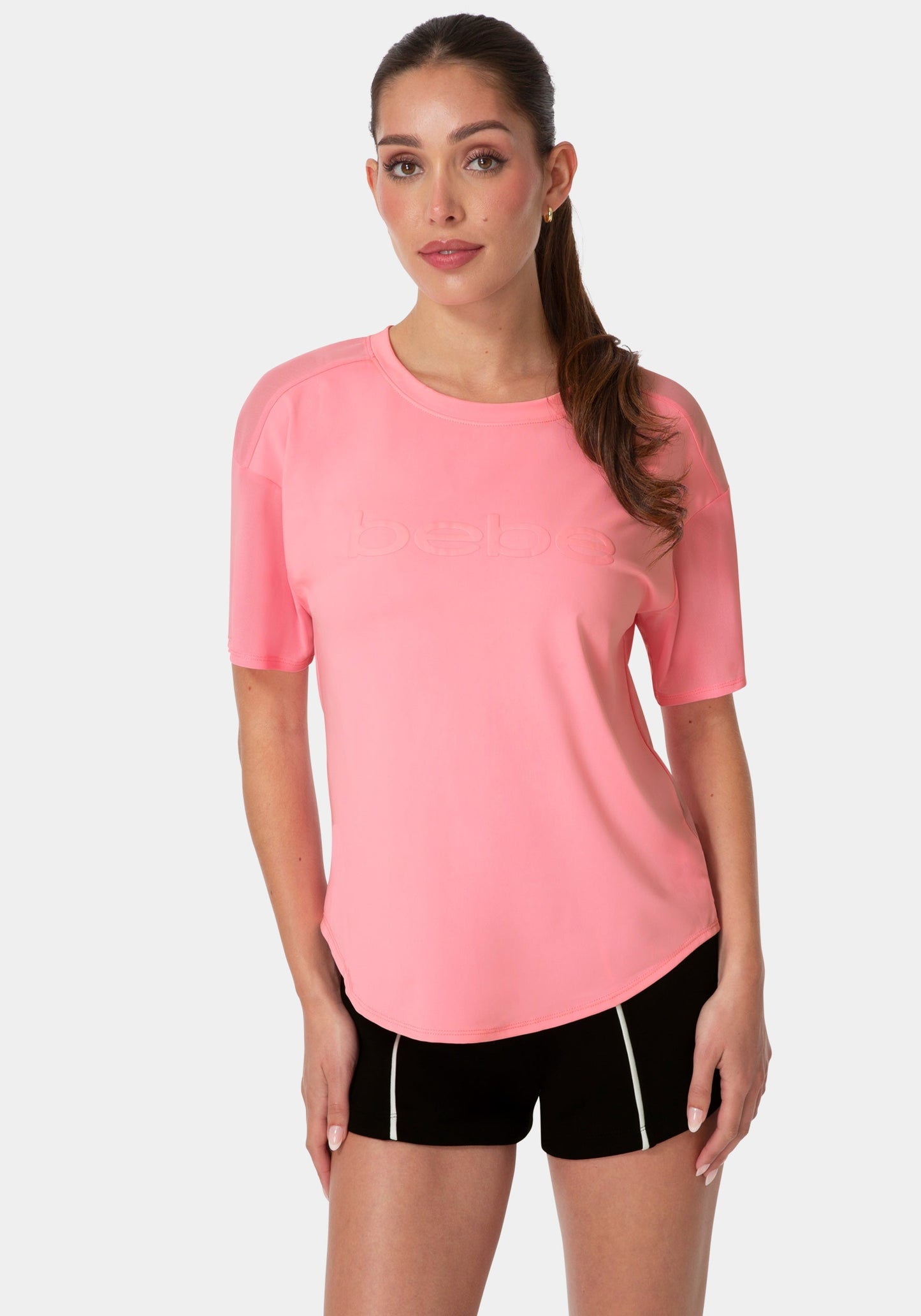 Curved Hem Tee W Puff Paint Logo