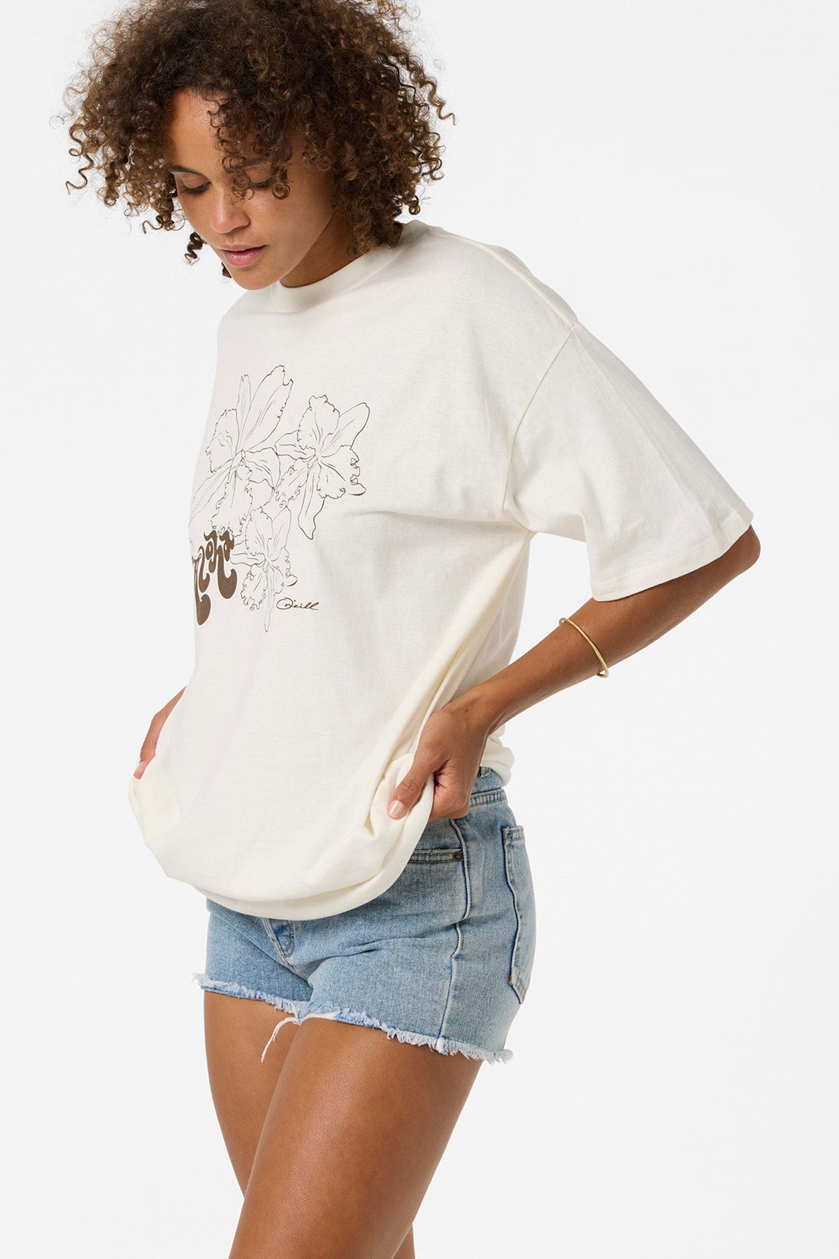 Ariah Hawaii Oversized Tee