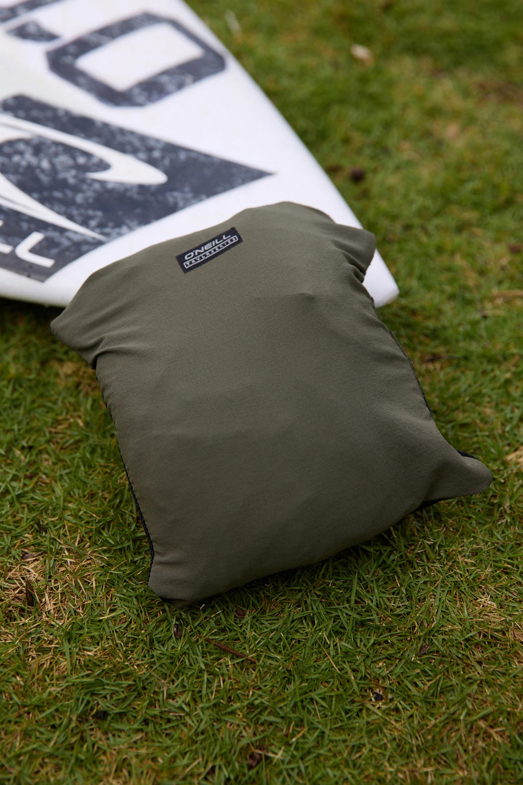 TRVLR Cargo 20" Hybrid Shorts