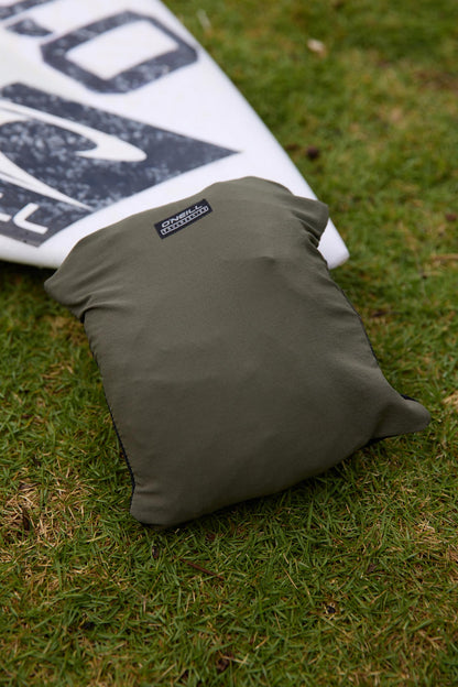 TRVLR Cargo 20" Hybrid Shorts