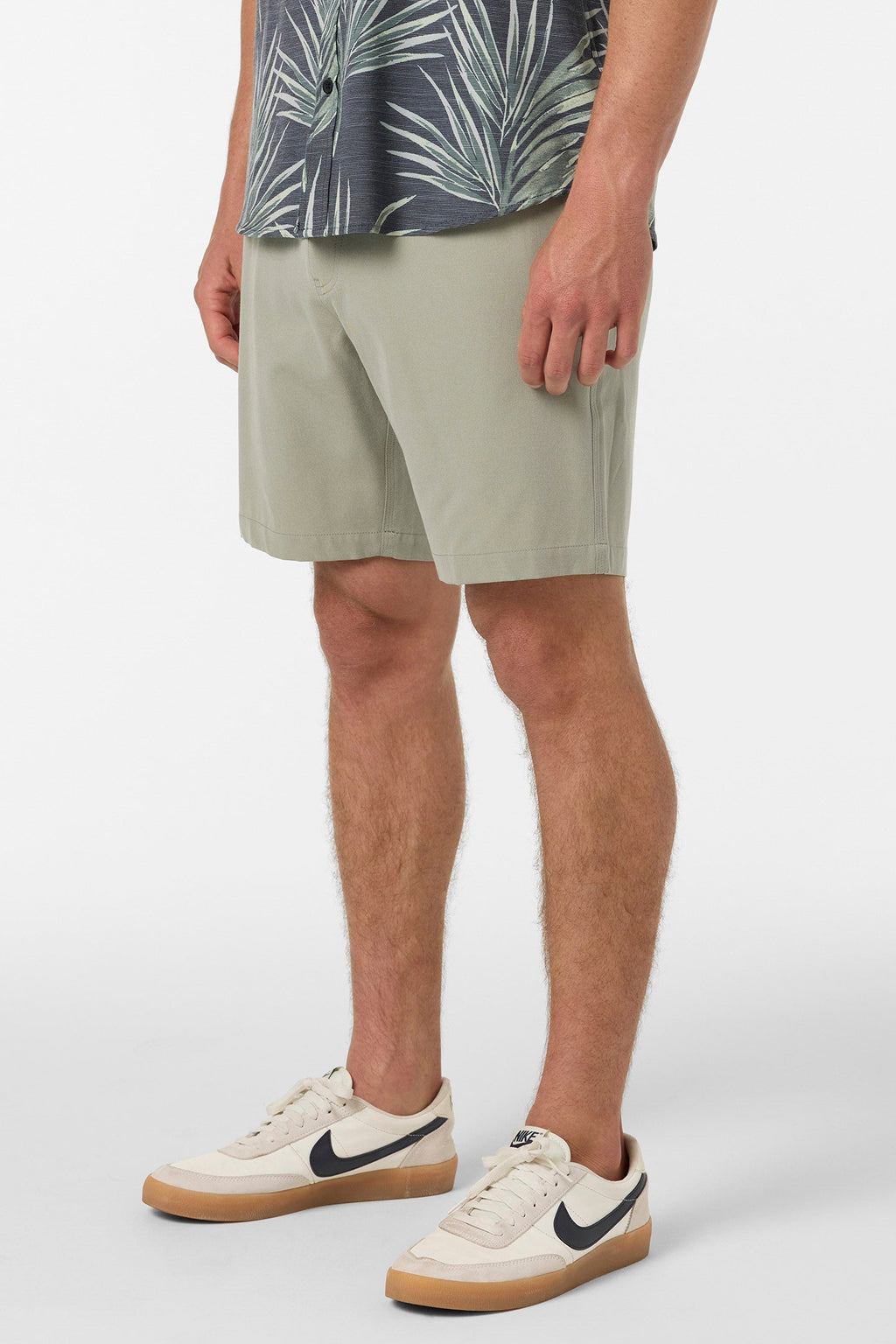 Reserve Light Check Elastic Waist 18" Hybrid Shorts