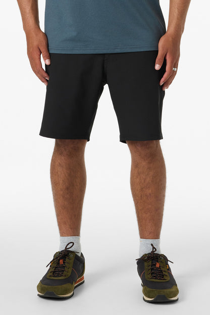 TRVLR Recon 18" Hybrid Shorts