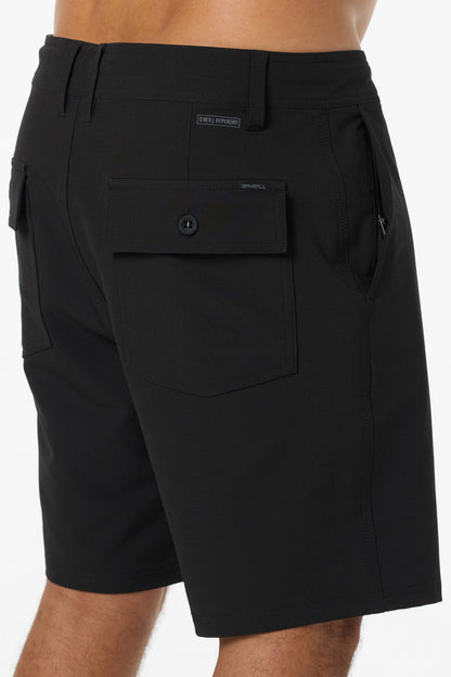 TRVLR Recon 18" Hybrid Shorts