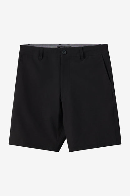 TRVLR Recon 18" Hybrid Shorts