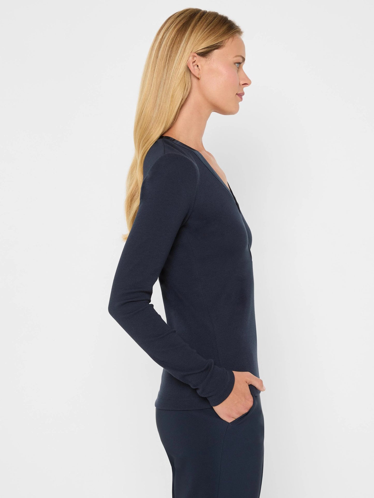 Trimmed Perfect Knit Rib V-Neck Top