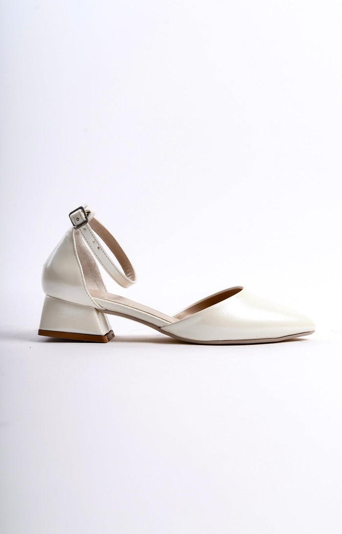 Shira | Ivory Low Heels