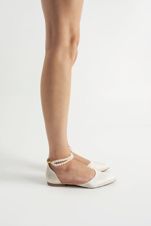Sybille | Ivory Satin Flats with Pearls